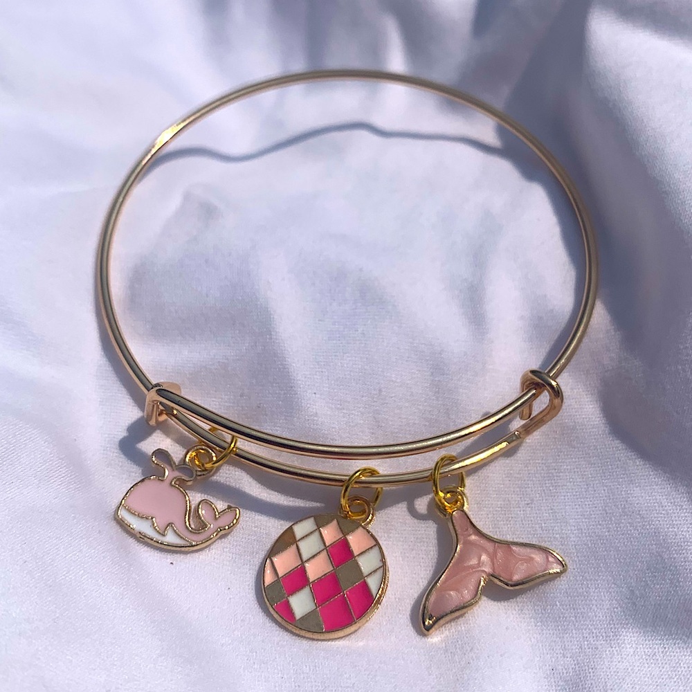 Brand New! Handmade! Adjustable Charm Bracelet